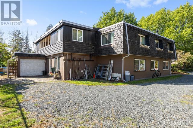 5633 Strick Rd, House detached with 6 bedrooms, 3 bathrooms and 12 parking in Alberni Clayoquot E BC | Image 45