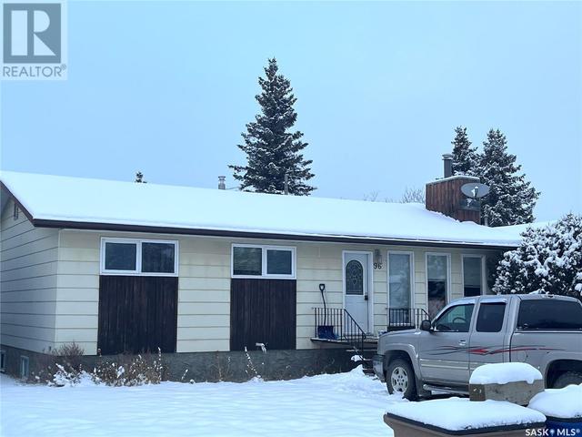 96 Gilbert Street, House detached with 4 bedrooms, 2 bathrooms and null parking in Big River SK | Image 1