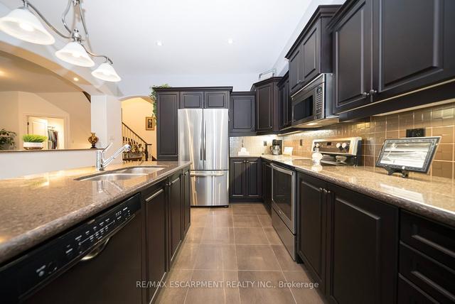 14 - 655 Park Rd N, Townhouse with 2 bedrooms, 4 bathrooms and 4 parking in Brantford ON | Image 2