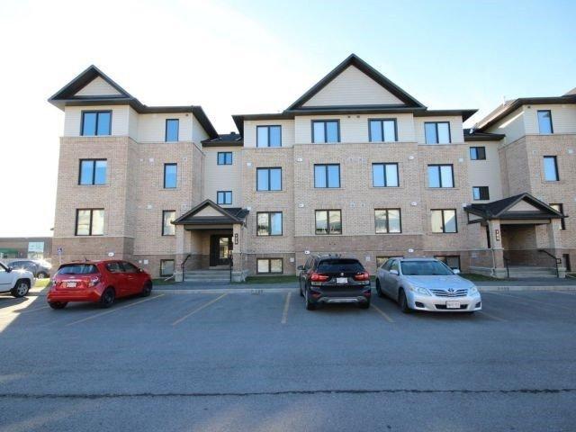 6 - 175 Bluestone Pvt, Condo with 2 bedrooms, 2 bathrooms and 1 parking in Ottawa ON | Image 1