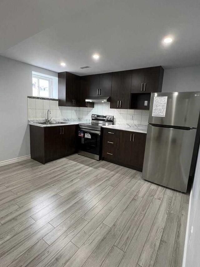 bsmt - 22 Kinrade Cres, House detached with 1 bedrooms, 1 bathrooms and 1 parking in Ajax ON | Image 3
