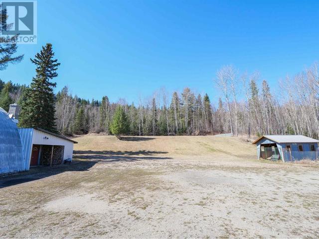 1160 West Fraser Road, House detached with 4 bedrooms, 1 bathrooms and null parking in Cariboo I BC | Image 25