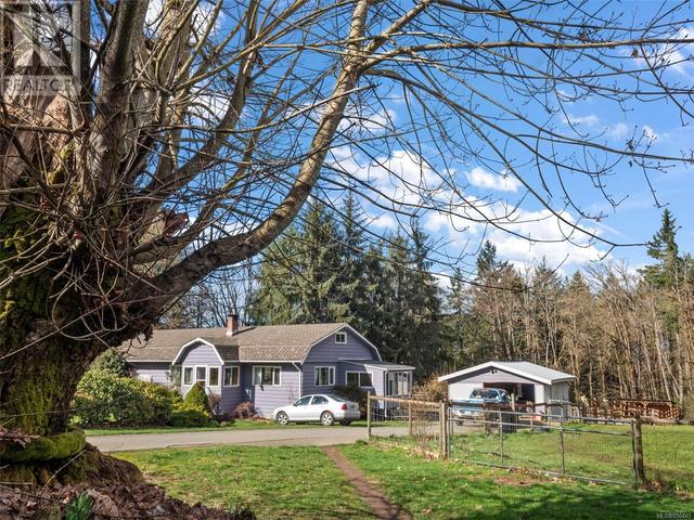4990 Wilson Rd, House other with 2 bedrooms, 2 bathrooms and 4 parking in Cowichan Valley E BC | Image 3
