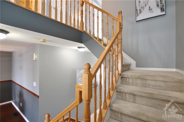 56 Landover Crescent, Townhouse with 3 bedrooms, 3 bathrooms and 2 parking in Ottawa ON | Image 13