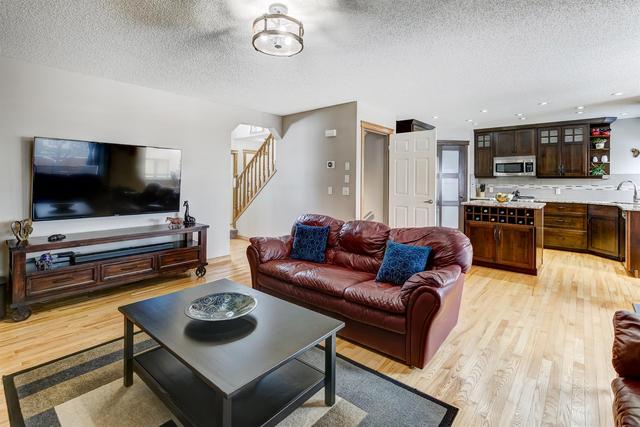 143 Country Hills View Nw, House detached with 3 bedrooms, 3 bathrooms and 4 parking in Calgary AB | Image 13