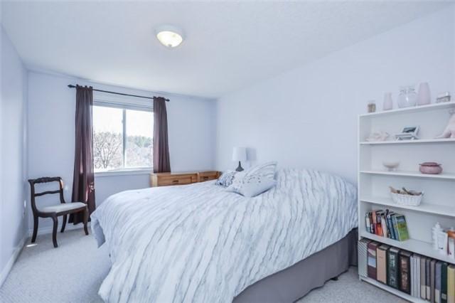 81 Terraview Cres, House attached with 3 bedrooms, 3 bathrooms and 2 parking in Guelph ON | Image 14
