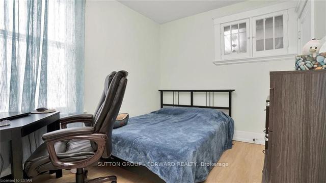 973 Gainsborough Rd, House detached with 2 bedrooms, 2 bathrooms and 6 parking in London ON | Image 10