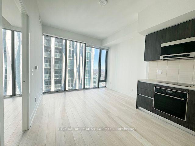 4408 - 8 Cumberland St, Condo with 1 bedrooms, 1 bathrooms and 0 parking in Toronto ON | Image 7