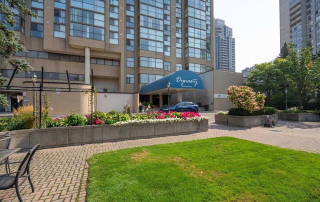 1611 - 5460 Yonge St, Condo with 2 bedrooms, 2 bathrooms and 1 parking in Toronto ON | Image 7