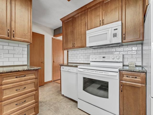 325 12 Street Ne, House detached with 3 bedrooms, 2 bathrooms and 2 parking in Medicine Hat AB | Image 13