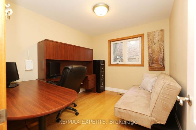 56 Francis St, House detached with 5 bedrooms, 4 bathrooms and 6 parking in Vaughan ON | Image 12