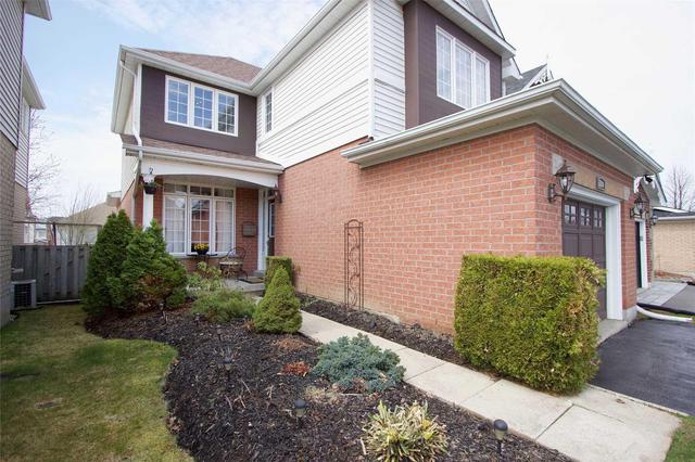 1180 Springbank Dr, House detached with 4 bedrooms, 3 bathrooms and 2 parking in Oshawa ON | Image 2