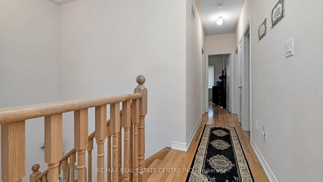 38 Clunburry Rd, House detached with 4 bedrooms, 4 bathrooms and 2 parking in Brampton ON | Image 17
