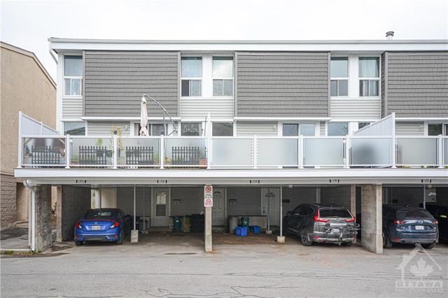 74 - 3415 Uplands Drive, Townhouse with 3 bedrooms, 2 bathrooms and 1 parking in Ottawa ON | Card Image