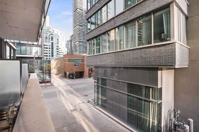 th#3 - 25 Oxley St, Townhouse with 2 bedrooms, 3 bathrooms and 1 parking in Toronto ON | Image 24