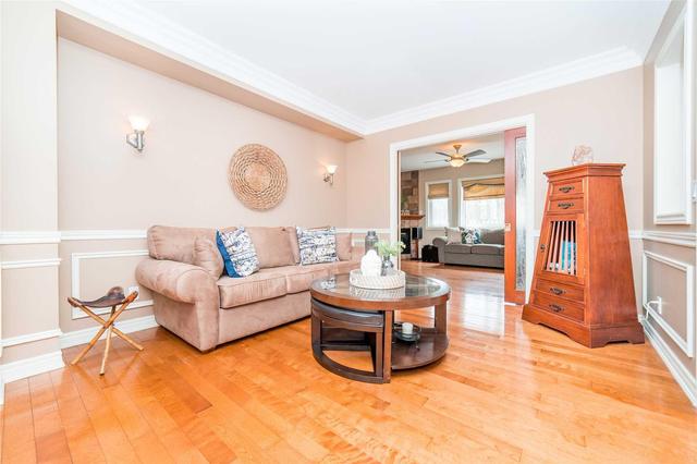 16 Tanis Cres, House detached with 4 bedrooms, 4 bathrooms and 4 parking in Toronto ON | Image 6