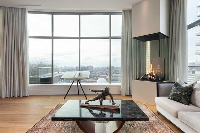 Ph1 - 77 Charles St W, Condo with 2 bedrooms, 4 bathrooms and 4 parking in Toronto ON | Image 8