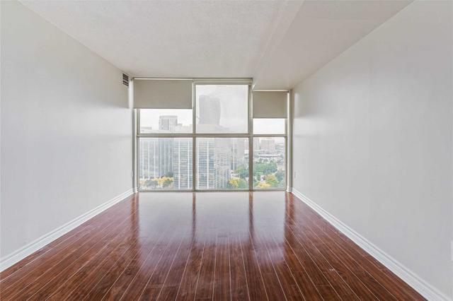 2001 - 4205 Shipp Dr, Condo with 2 bedrooms, 2 bathrooms and 1 parking in Mississauga ON | Image 10