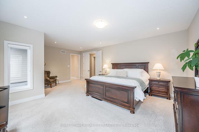 84 Mccann St, House detached with 5 bedrooms, 6 bathrooms and 4 parking in Guelph ON | Image 37