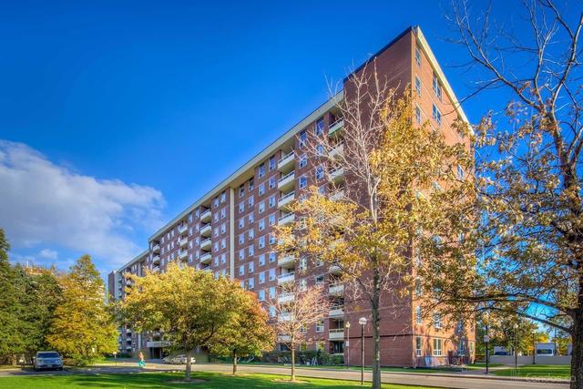 809 - 175 Hilda Ave, Condo with 2 bedrooms, 1 bathrooms and 2 parking in Toronto ON | Card Image