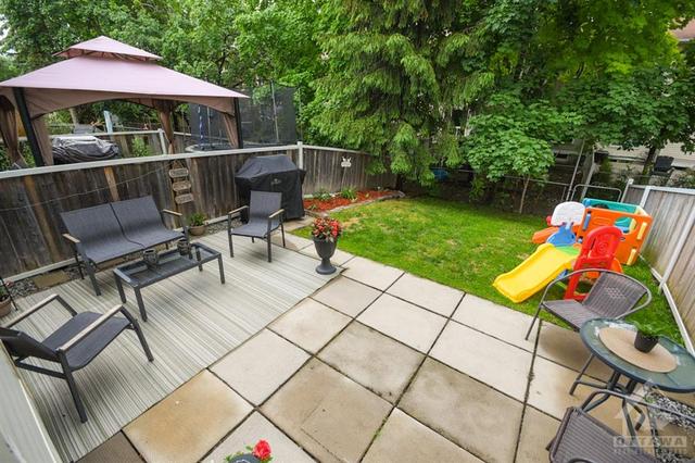 6872 Bilberry Drive, Townhouse with 3 bedrooms, 3 bathrooms and 3 parking in Ottawa ON | Image 25