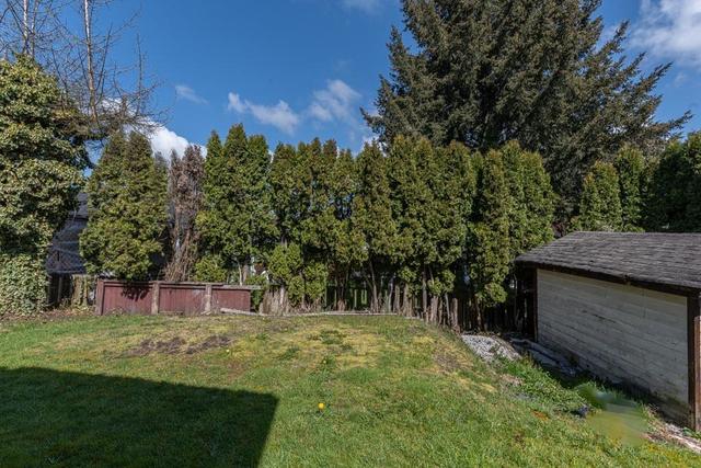 13871 80a Avenue, House detached with 5 bedrooms, 3 bathrooms and 4 parking in Surrey BC | Image 24
