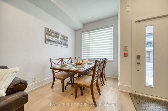 unit 5 - 270 Davenport Rd, Townhouse with 3 bedrooms, 3 bathrooms and 1 parking in Toronto ON | Image 17