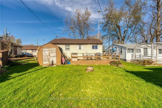 1054 Lakeshore Rd, House detached with 2 bedrooms, 1 bathrooms and 2 parking in Haldimand County ON | Image 7