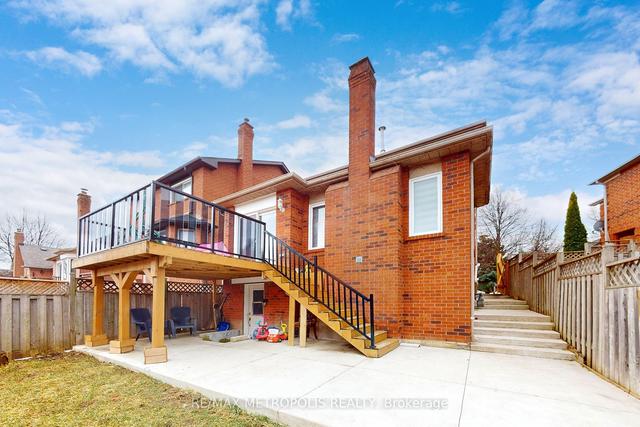 9 Stoneledge Circ, House detached with 3 bedrooms, 4 bathrooms and 6 parking in Brampton ON | Image 30