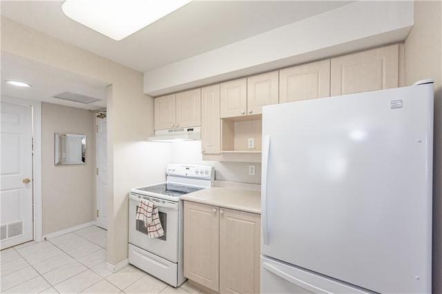 e405 - 216 Plains Road W, Condo with 2 bedrooms, 2 bathrooms and 2 parking in Burlington ON | Image 12
