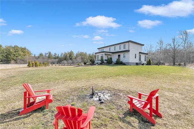7994 Maltby Road E, House detached with 4 bedrooms, 2 bathrooms and null parking in Puslinch ON | Image 41
