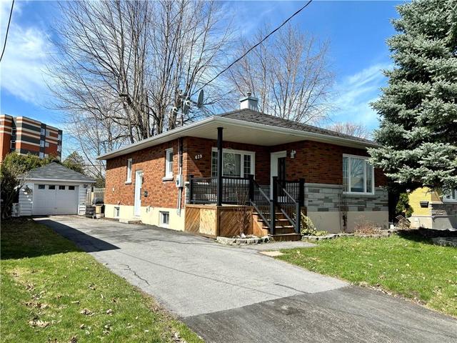619 Guy Street, House detached with 4 bedrooms, 2 bathrooms and 4 parking in Cornwall ON | Image 1