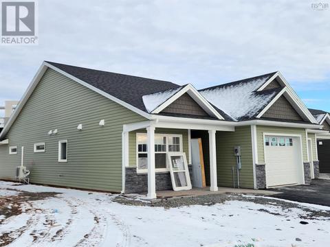 62 Community Way, House semidetached with 2 bedrooms, 2 bathrooms and null parking in Windsor NS | Card Image