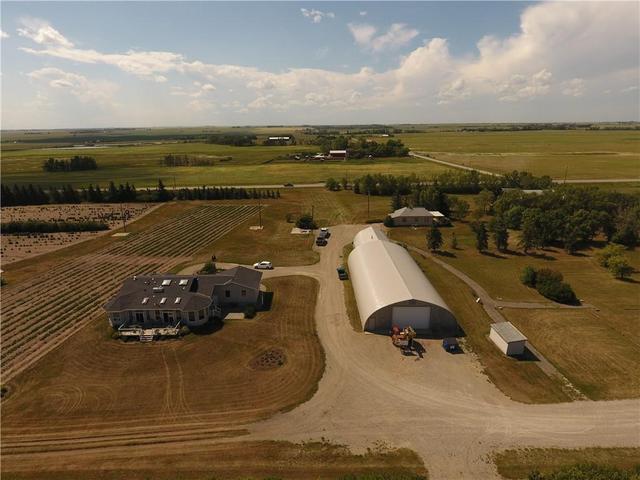 251073 Township Road 232 Township, House detached with 3 bedrooms, 2 bathrooms and 10 parking in Wheatland County AB | Image 48