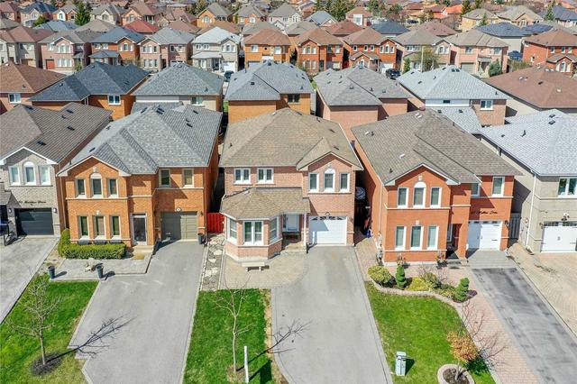 58 Matthew Dr, House detached with 3 bedrooms, 3 bathrooms and 5 parking in Vaughan ON | Image 12