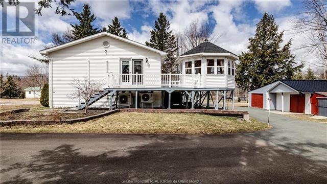 96 Richard, House detached with 2 bedrooms, 1 bathrooms and null parking in Saint John NB | Image 3
