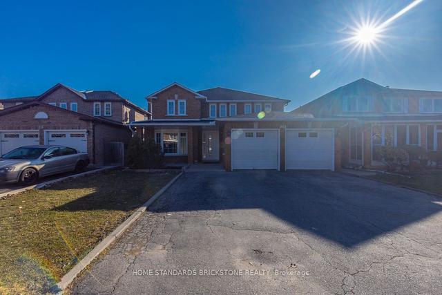 120 Castlehill Rd, House detached with 4 bedrooms, 5 bathrooms and 6 parking in Vaughan ON | Image 12