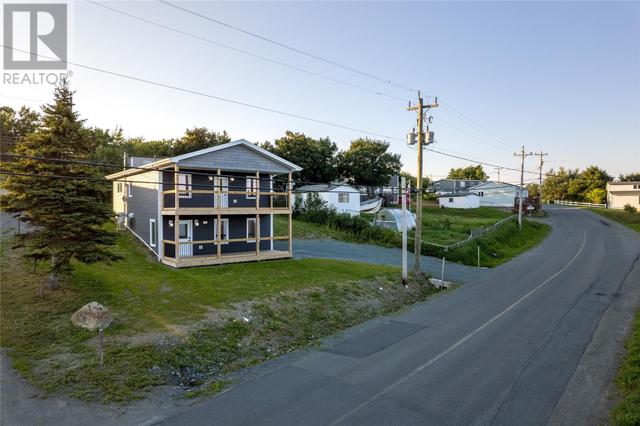 705 Main Road, House detached with 3 bedrooms, 2 bathrooms and null parking in Pouch Cove NL | Image 28