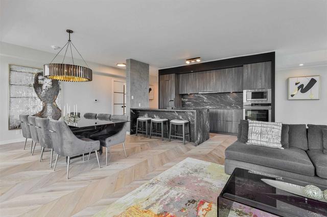 1702 - 609 Avenue Rd, Condo with 2 bedrooms, 3 bathrooms and 2 parking in Toronto ON | Image 4