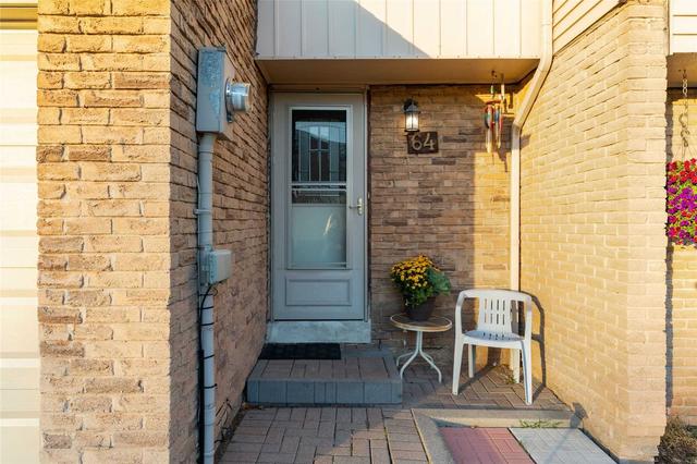 64 - 1558 Lancaster Dr, Townhouse with 3 bedrooms, 2 bathrooms and 2 parking in Oakville ON | Image 34