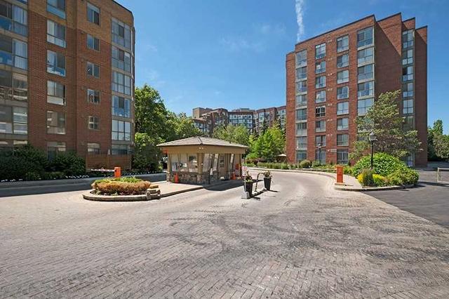 750 - 24 Southport St, Condo with 1 bedrooms, 1 bathrooms and 1 parking in Toronto ON | Image 1