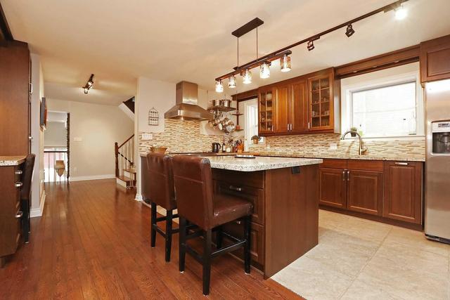 189 Franklin Ave, House detached with 4 bedrooms, 3 bathrooms and 3 parking in Toronto ON | Image 8