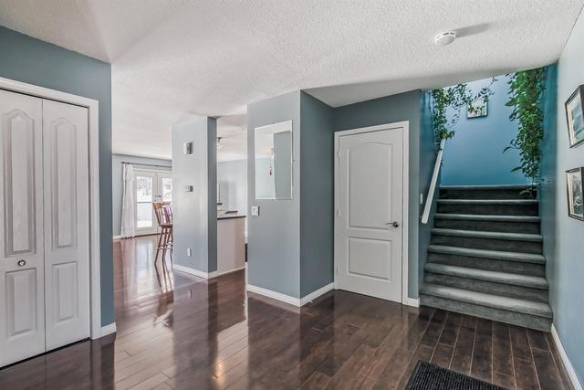 262 Somerside Park Sw, House detached with 4 bedrooms, 2 bathrooms and 2 parking in Calgary AB | Image 12