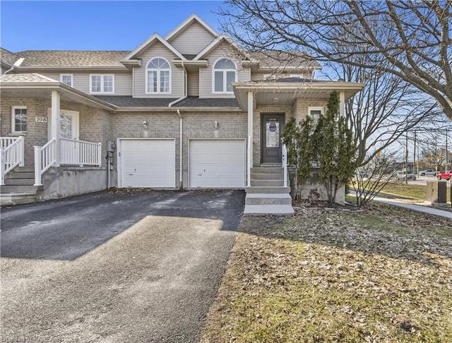 710 Mclean Court, House attached with 3 bedrooms, 1 bathrooms and 2 parking in Kingston ON | Image 12