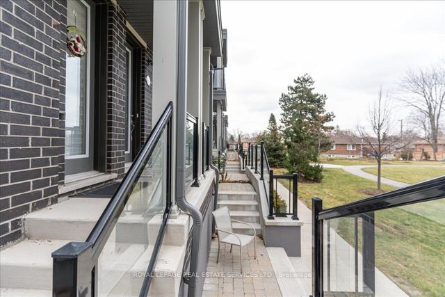 th 7 - 389 The Westway, House attached with 3 bedrooms, 2 bathrooms and 2 parking in Toronto ON | Image 23