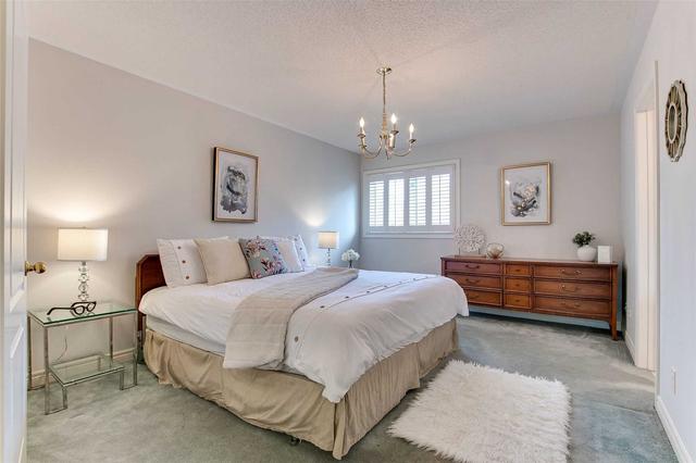 15 Lanebrooke Cres, House detached with 4 bedrooms, 4 bathrooms and 6 parking in Richmond Hill ON | Image 9