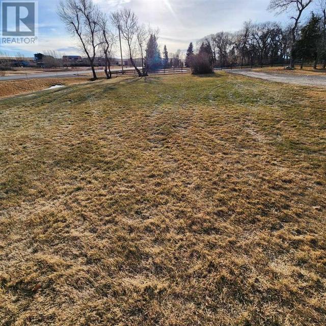 501 Highway, House detached with 4 bedrooms, 2 bathrooms and null parking in Cardston County AB | Image 40