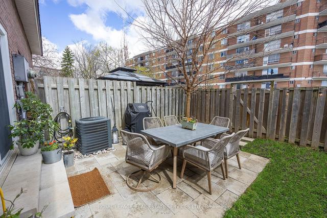 51 - 2145 Sherobee Rd, Townhouse with 4 bedrooms, 3 bathrooms and 3 parking in Mississauga ON | Image 9