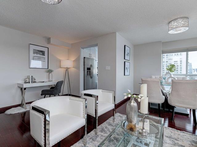 703 - 23 Lorraine Dr, Condo with 3 bedrooms, 2 bathrooms and 1 parking in Toronto ON | Image 39