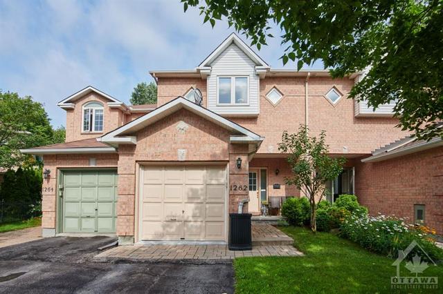 1262 Silvestri Crescent, Townhouse with 3 bedrooms, 2 bathrooms and 2 parking in Ottawa ON | Image 1